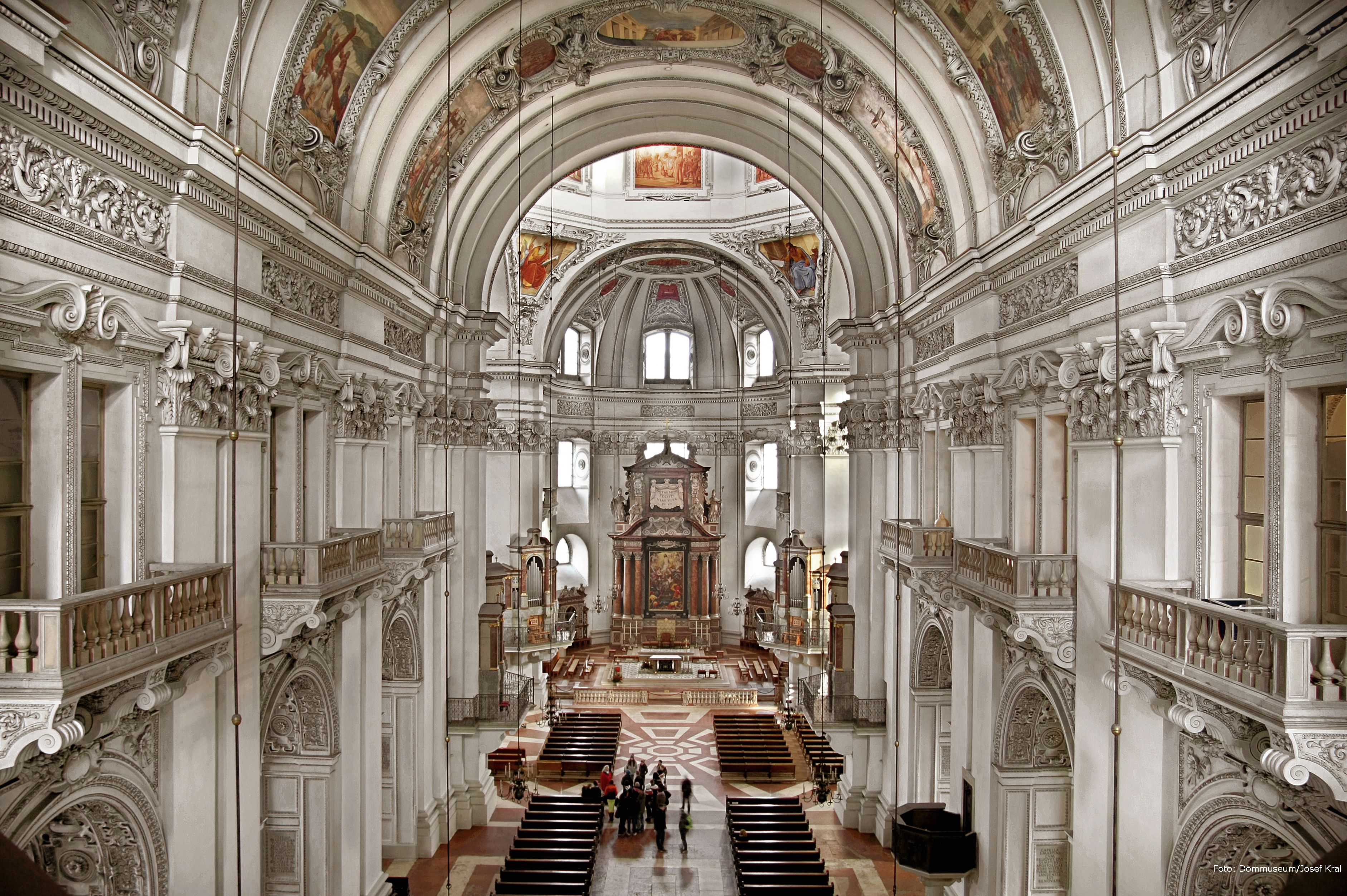 Dom, Innenansicht © Dommuseum/J. Kral Möchte Belegexemplar
