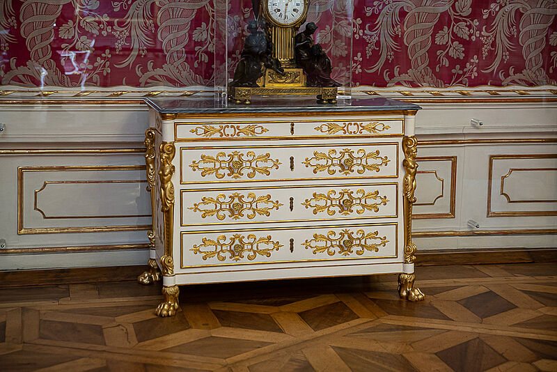 © Residenz zu Salzburg, Prunkräume, Foto: Stürzenbaum Neoempire Kommode