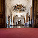 Blick vom Rittersaal in den Carabiniersaal