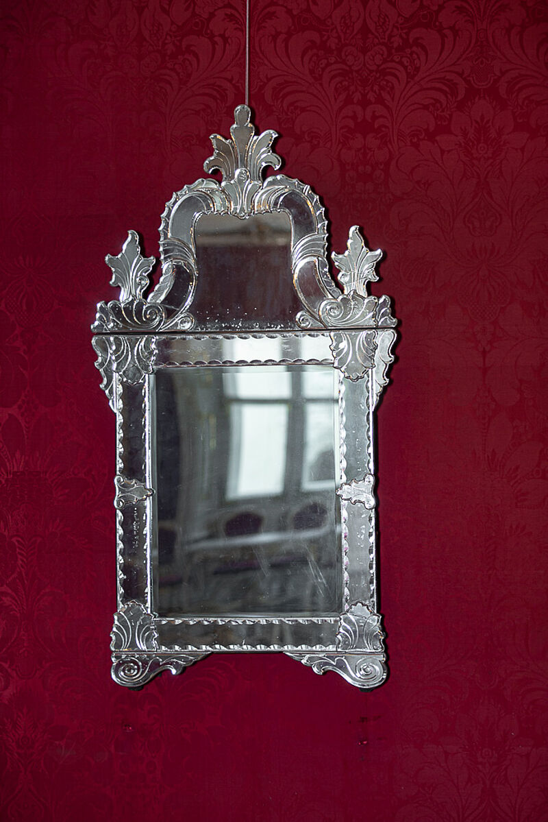 Barocker Wandspiegel in venezianischer Art