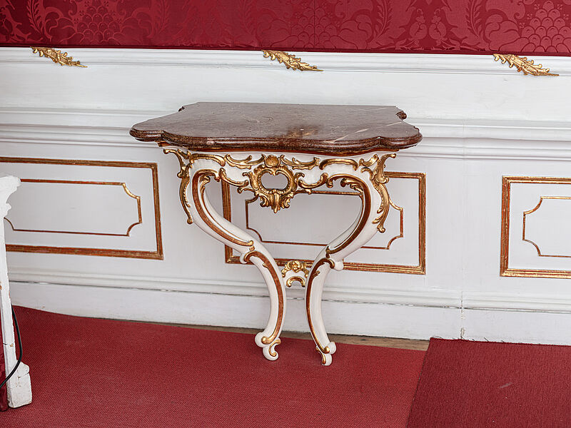 Wandkonsoltisch im Louis XV-Stil