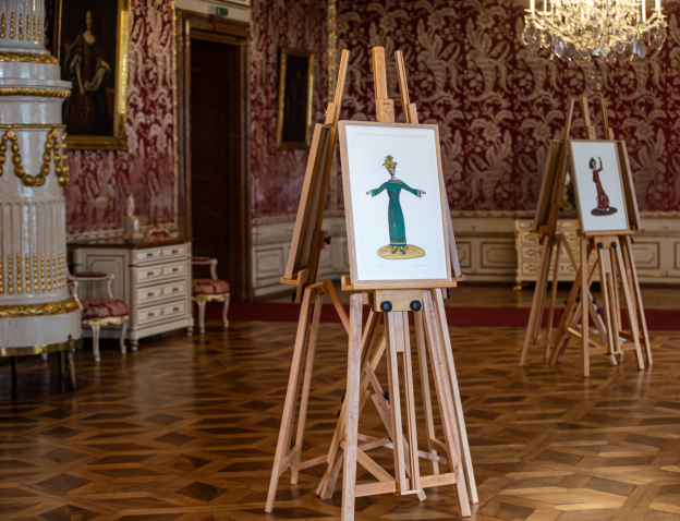 Stephan Balkenhol. Là ci darem la mano …, Thronsaal in den Prunkräumen der Residenz © Stephan Balkenhol, Bildrecht, Wien 2026, Stürzenbaum