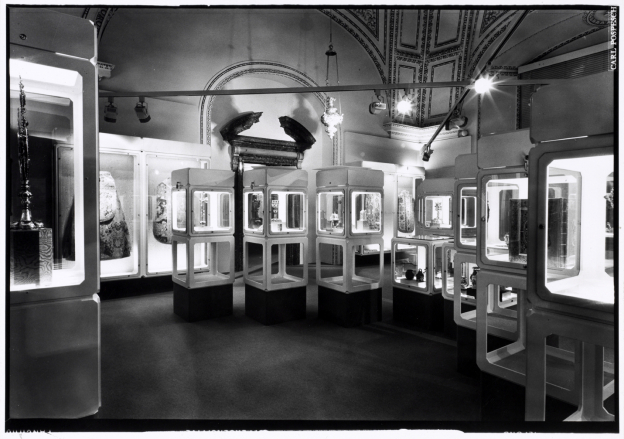 Historic view of the permanent exhibition in the Cathedral Museum