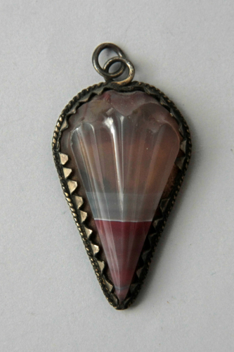 Amulett, 18. Jh., Bandachat, Silber ©Dommuseum/Kral