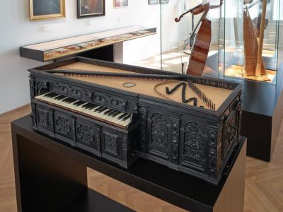 Claviorganum im Musikraum des Museums St. Peter