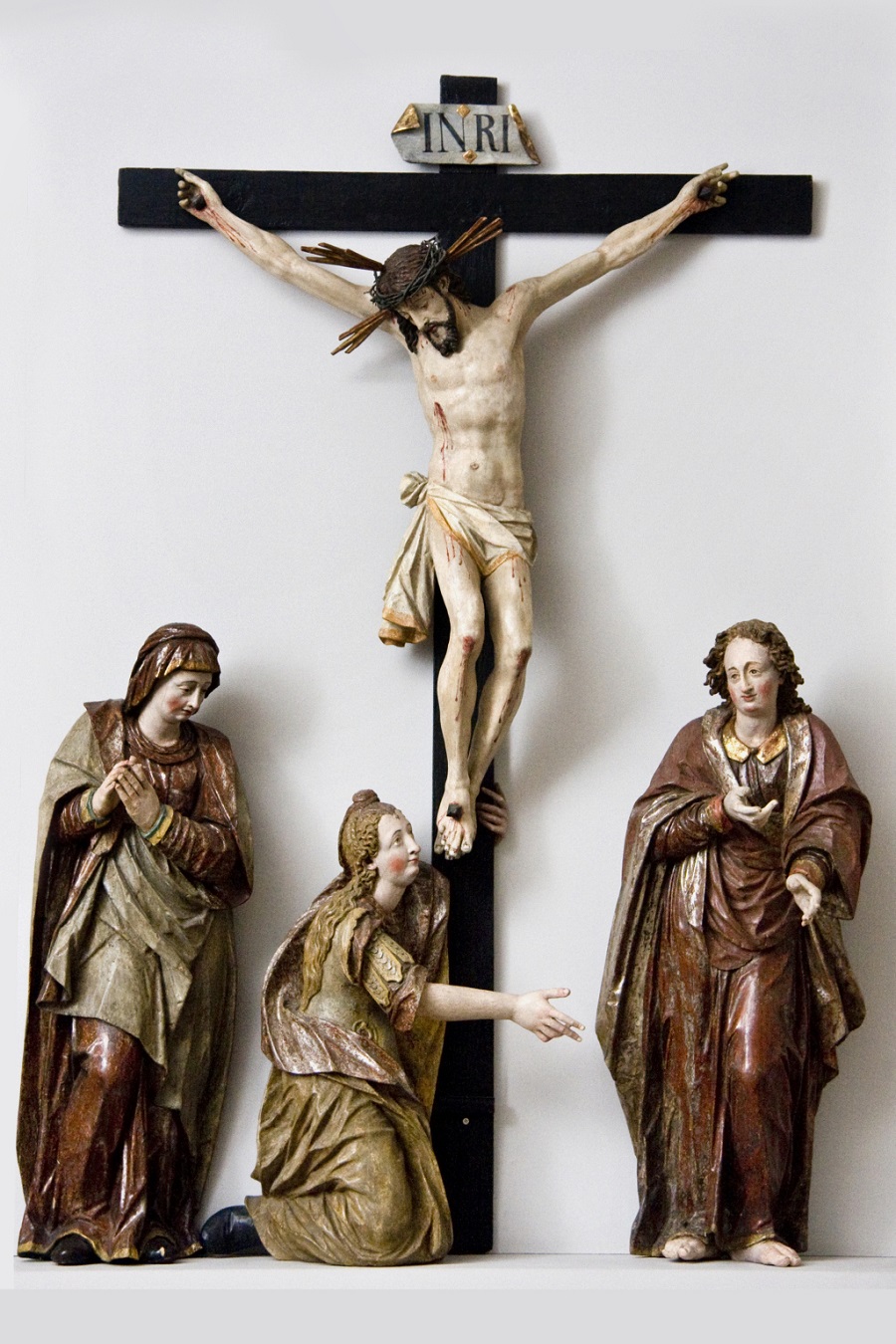 Bronze  Figur Kreuz Jesus Christus Kreuzigung haltung 