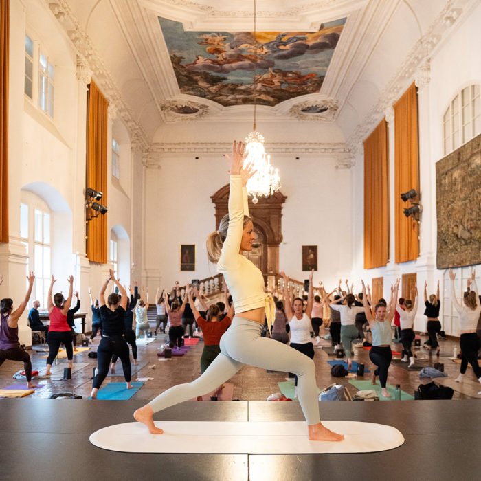 Veranstaltung Pop Up Yoga – Mozart Edition im DomQuartier Salzburg